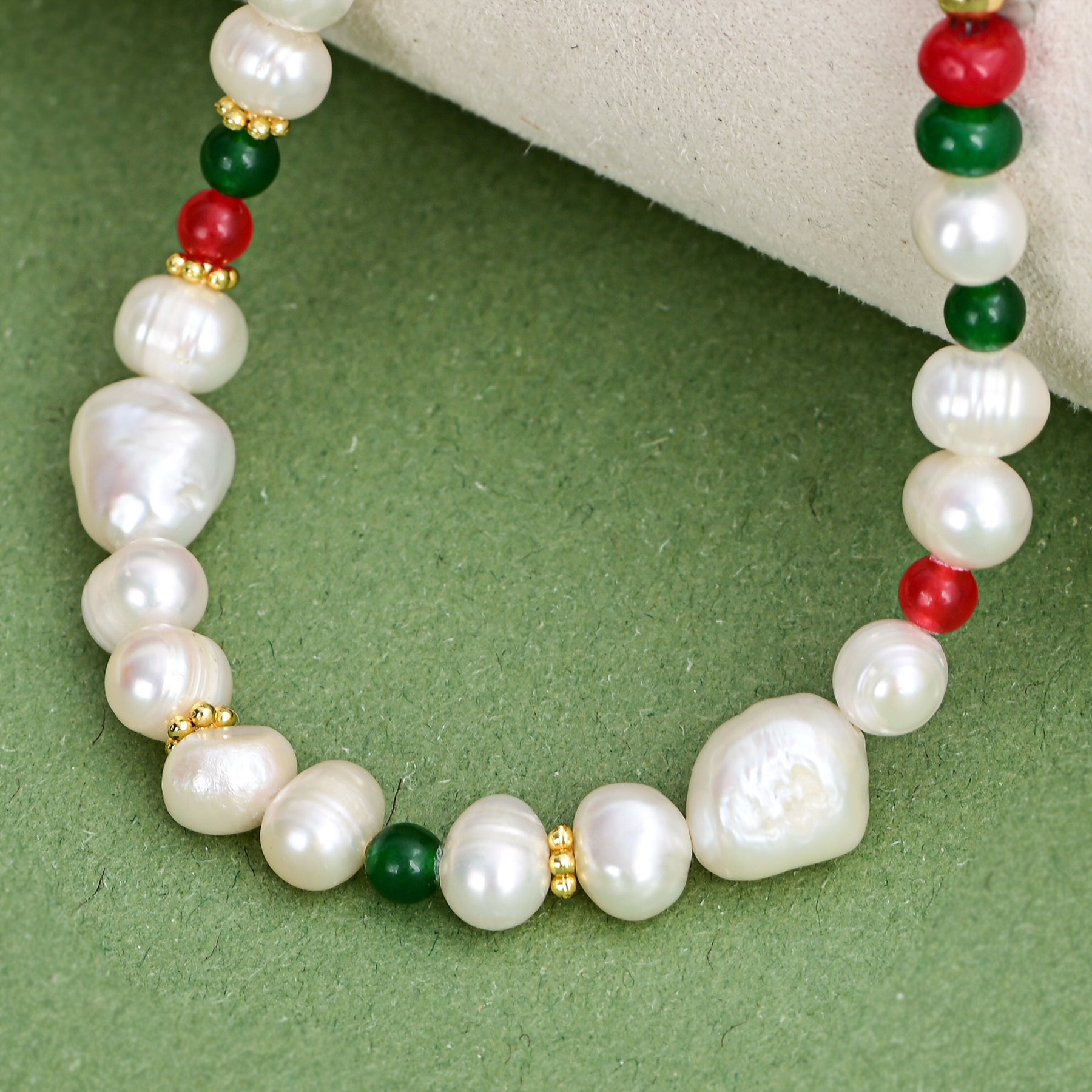 Christmas Spirit Gem Bracelet