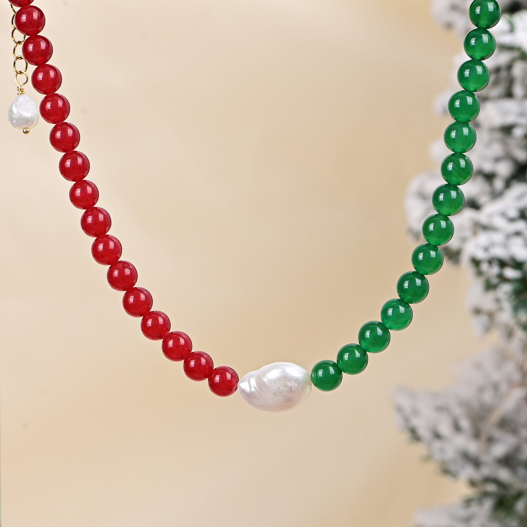 Winterberry Christmas Pearl Necklace